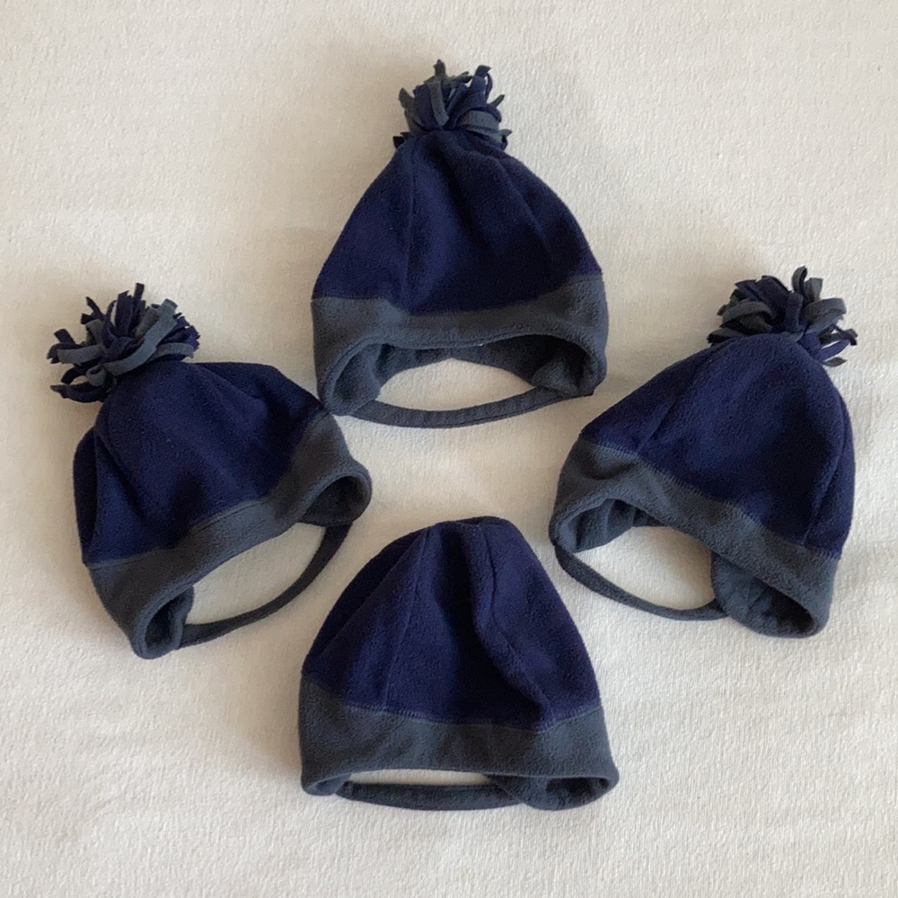 PLACE 4 matching hats